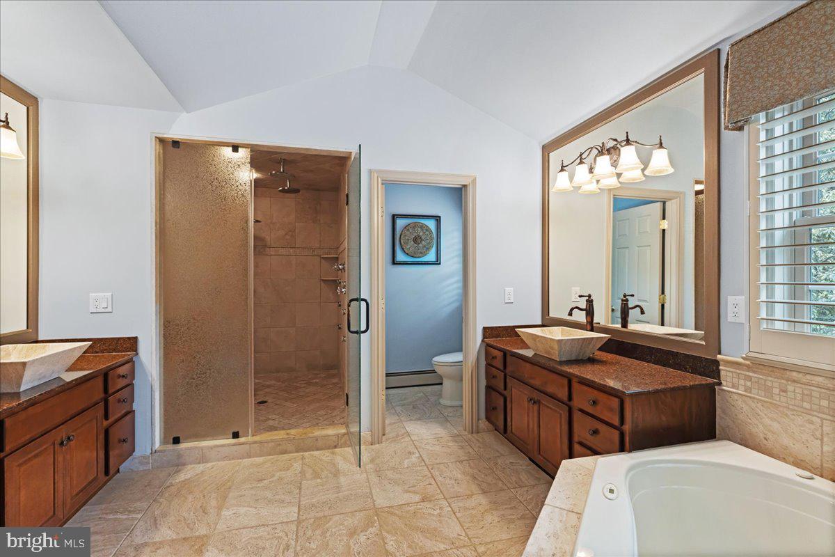 1208 Hunt Seat Dr