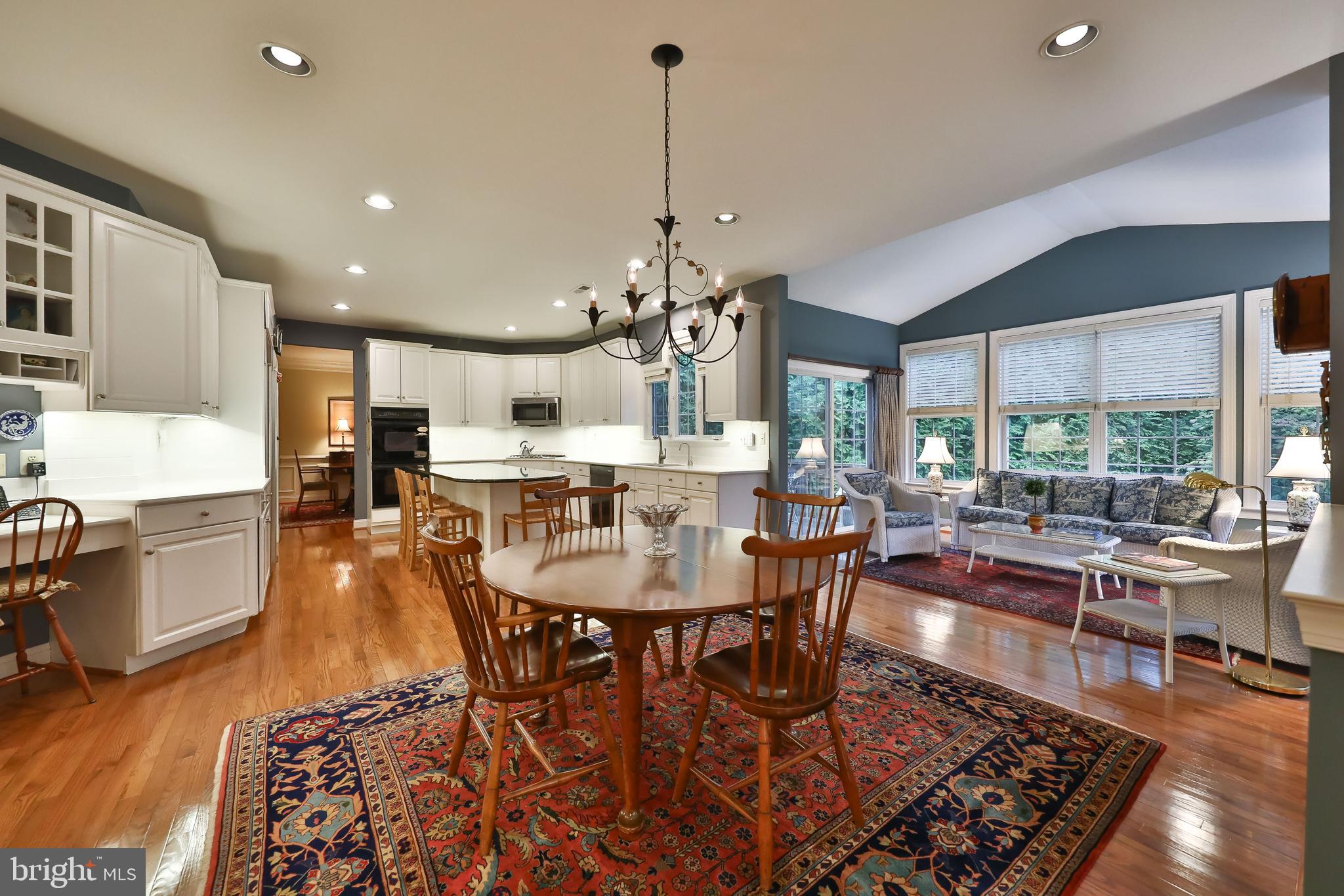 529 Exeter Ct