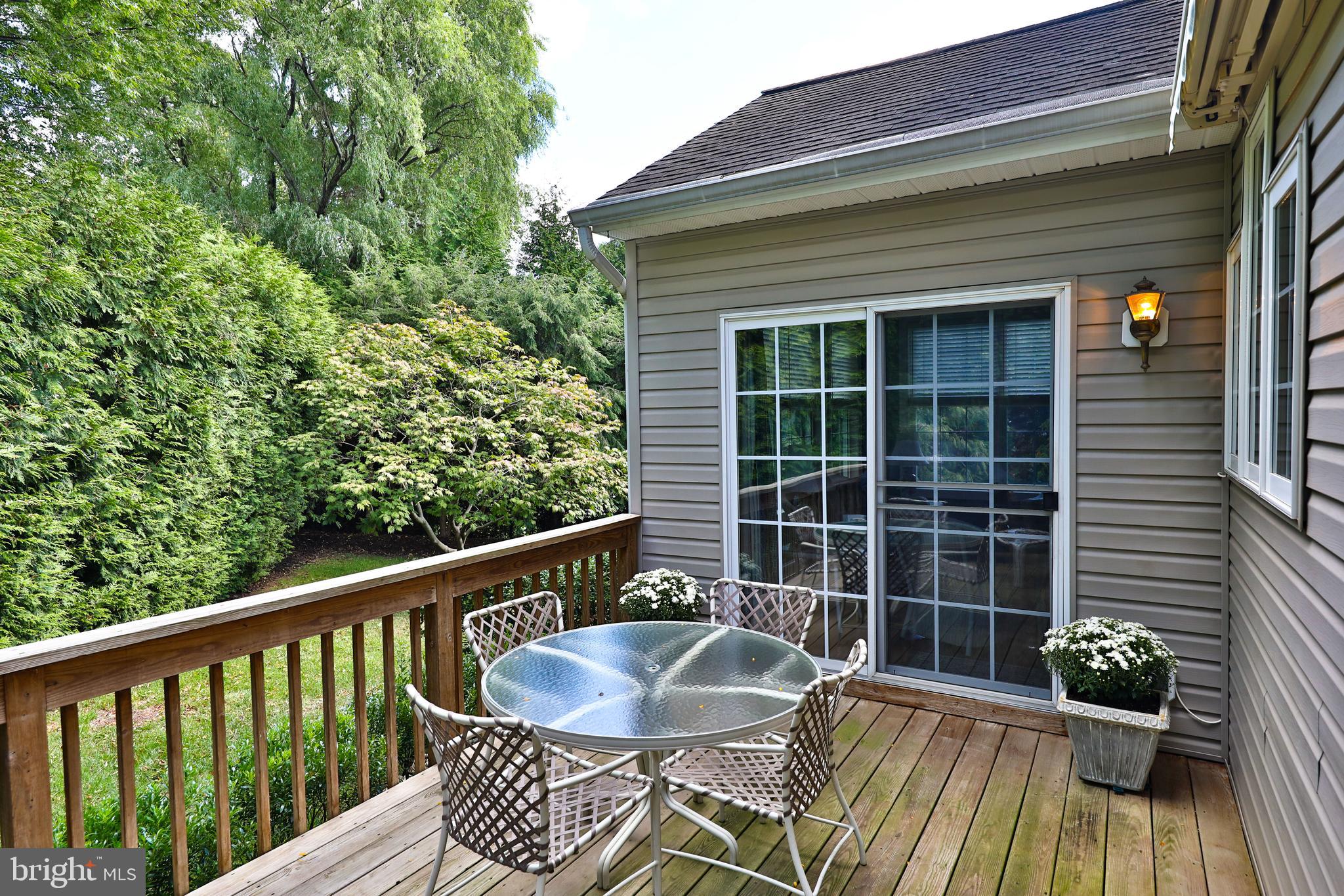 529 Exeter Ct