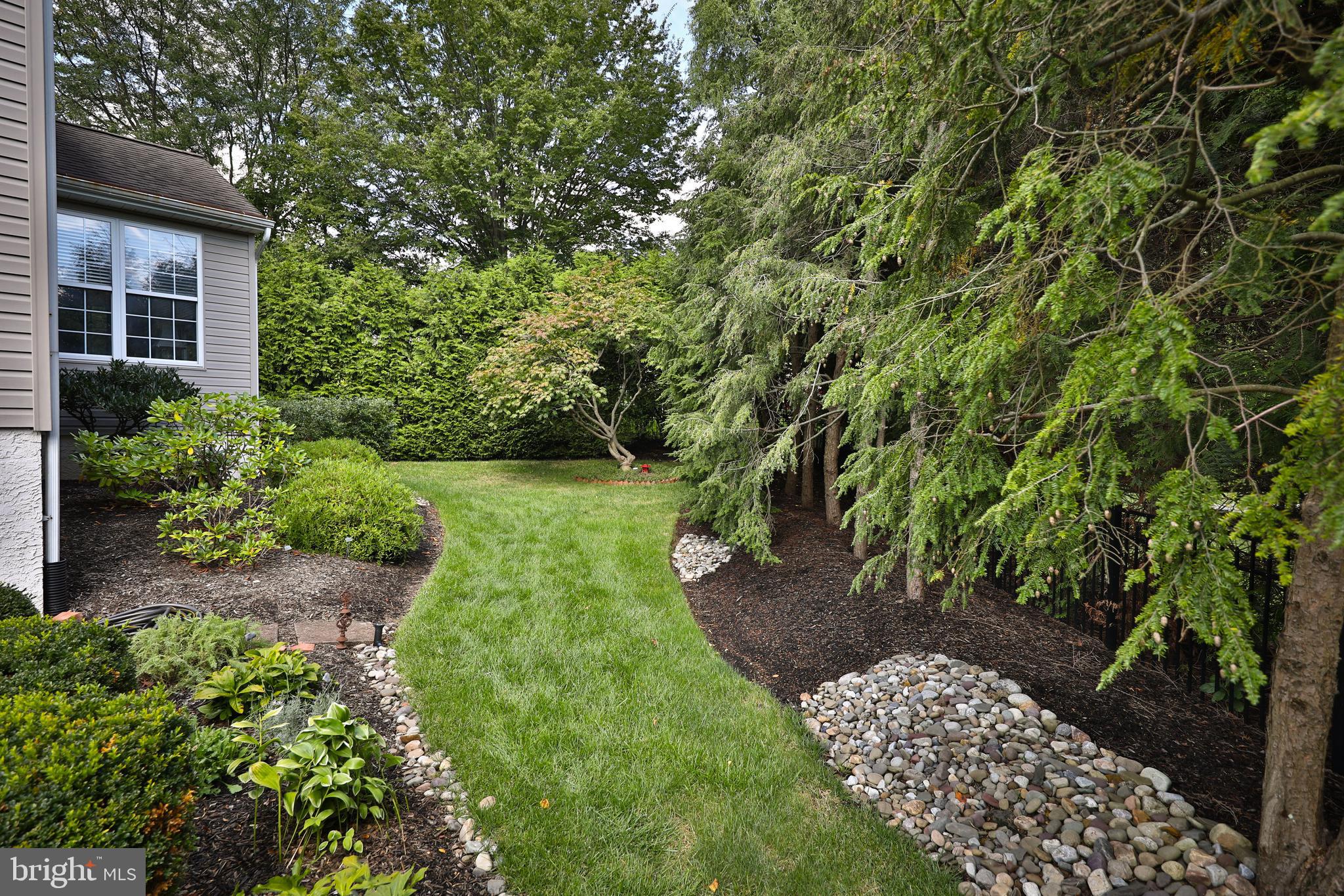 529 Exeter Ct
