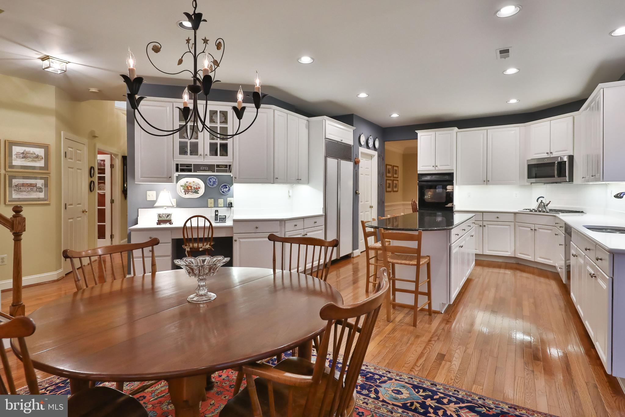 529 Exeter Ct