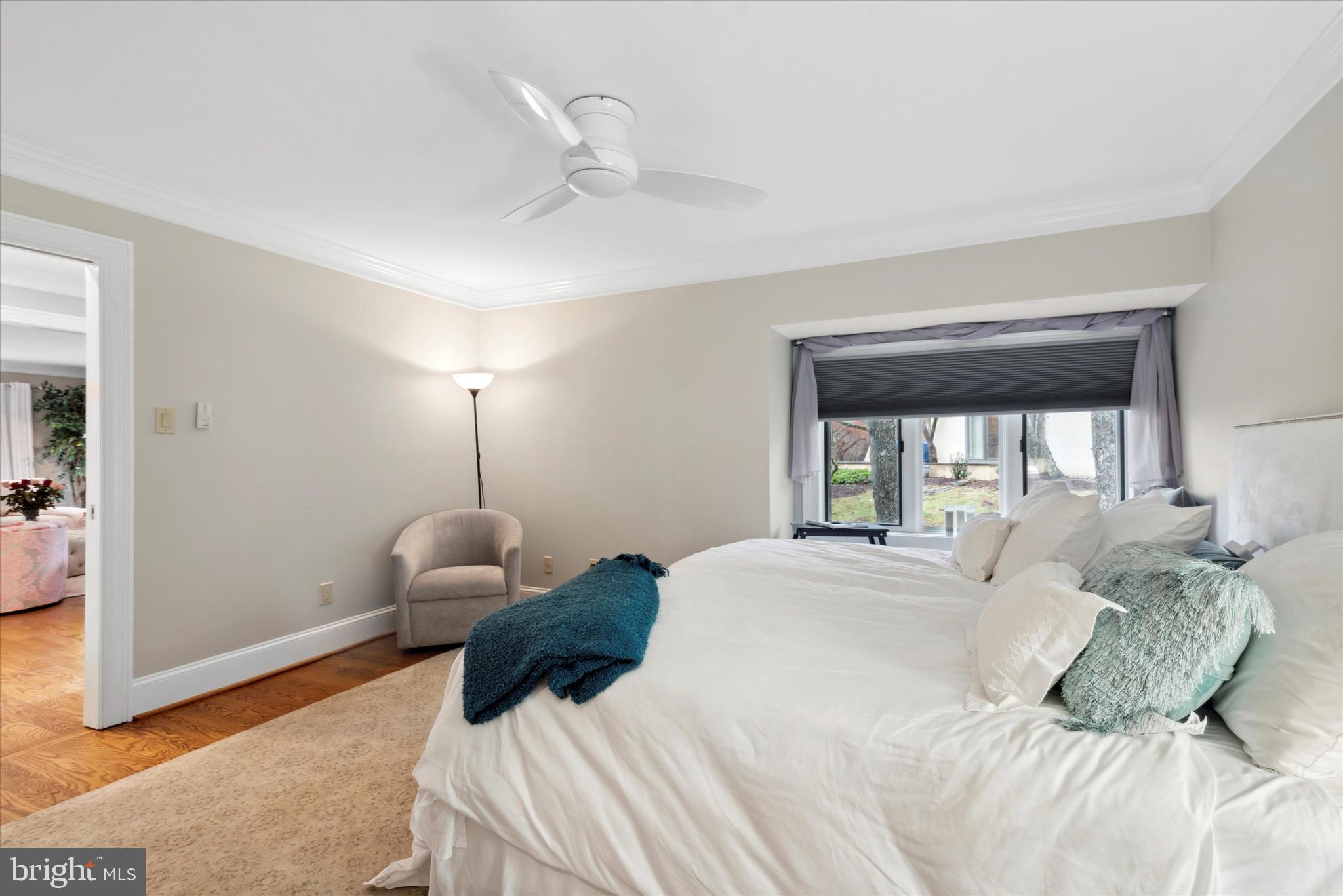 11 Springhouse Ln