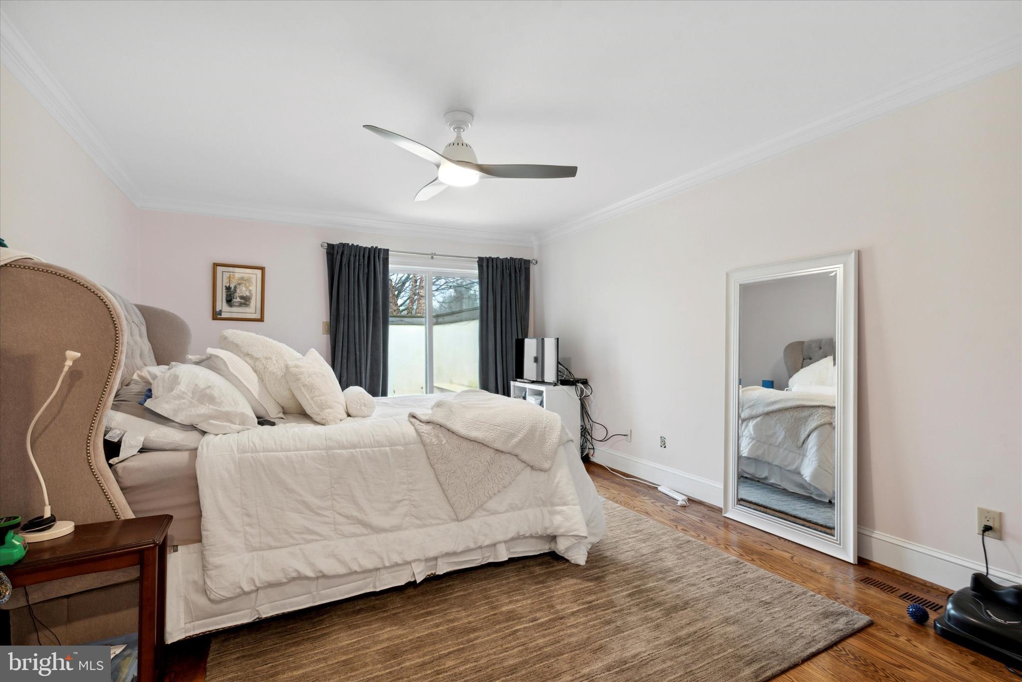 11 Springhouse Ln