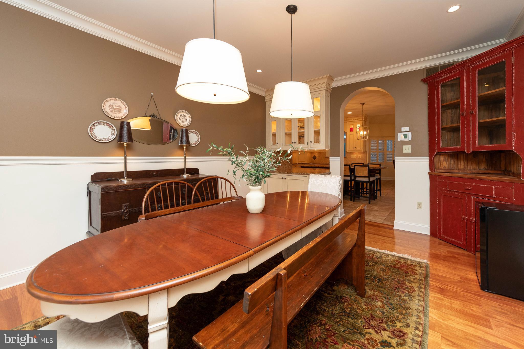 830 Wooded Pond Rd