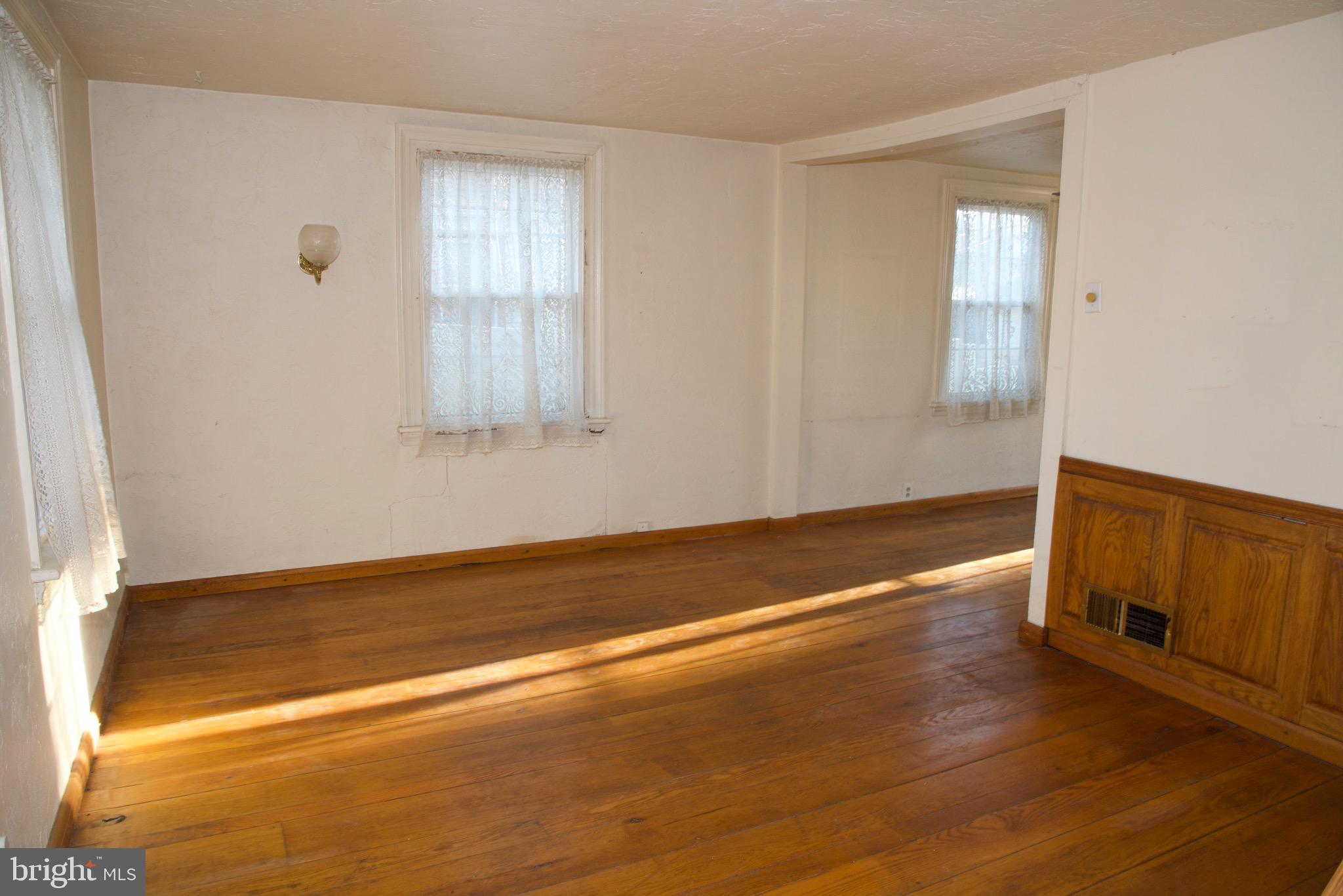 432 Hoover Ave