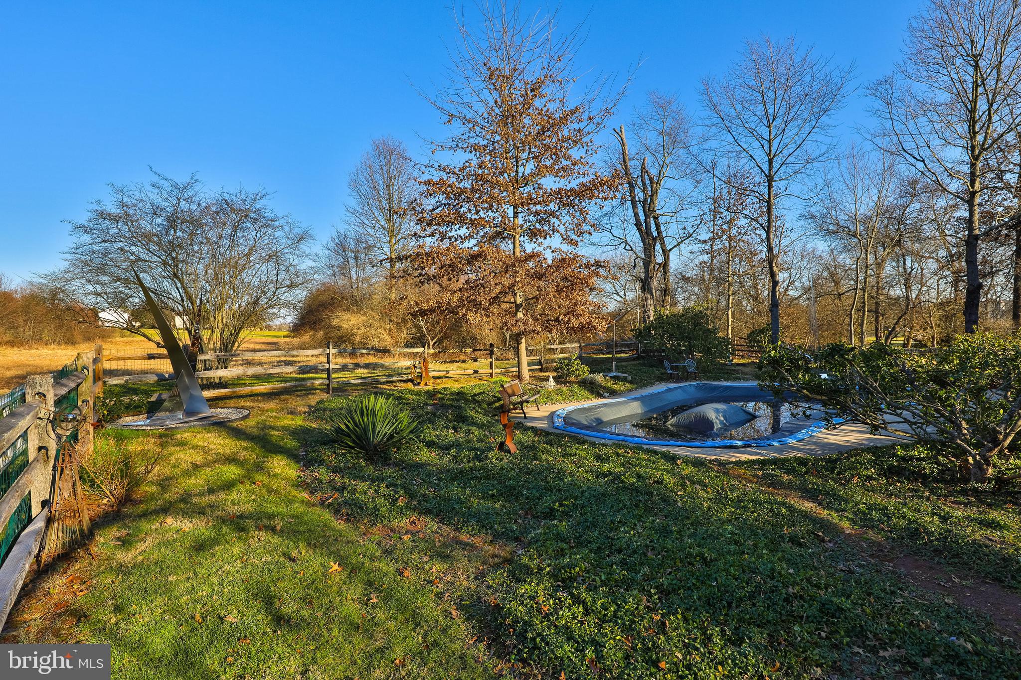 700 Whitney Dr