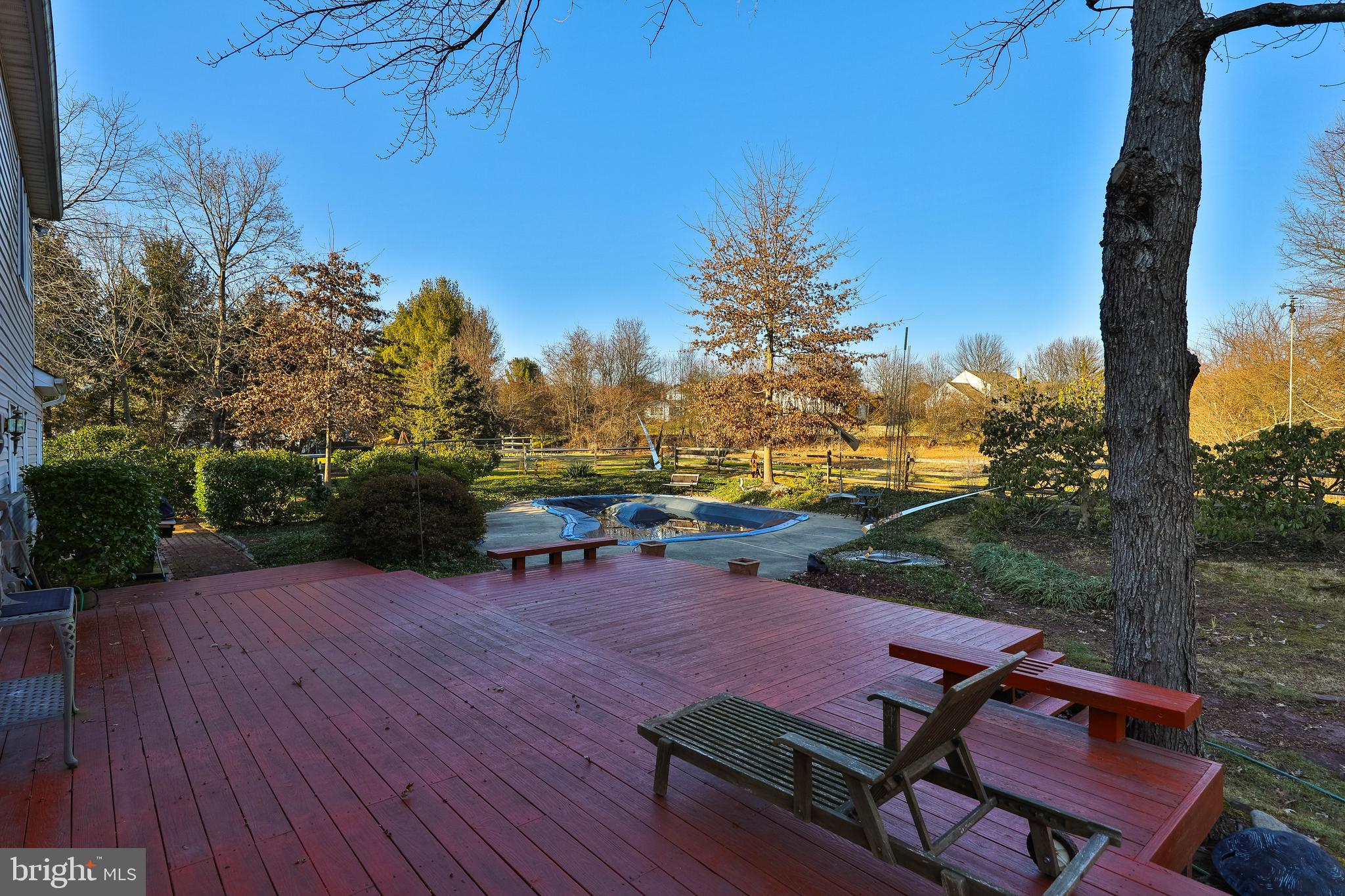 700 Whitney Dr