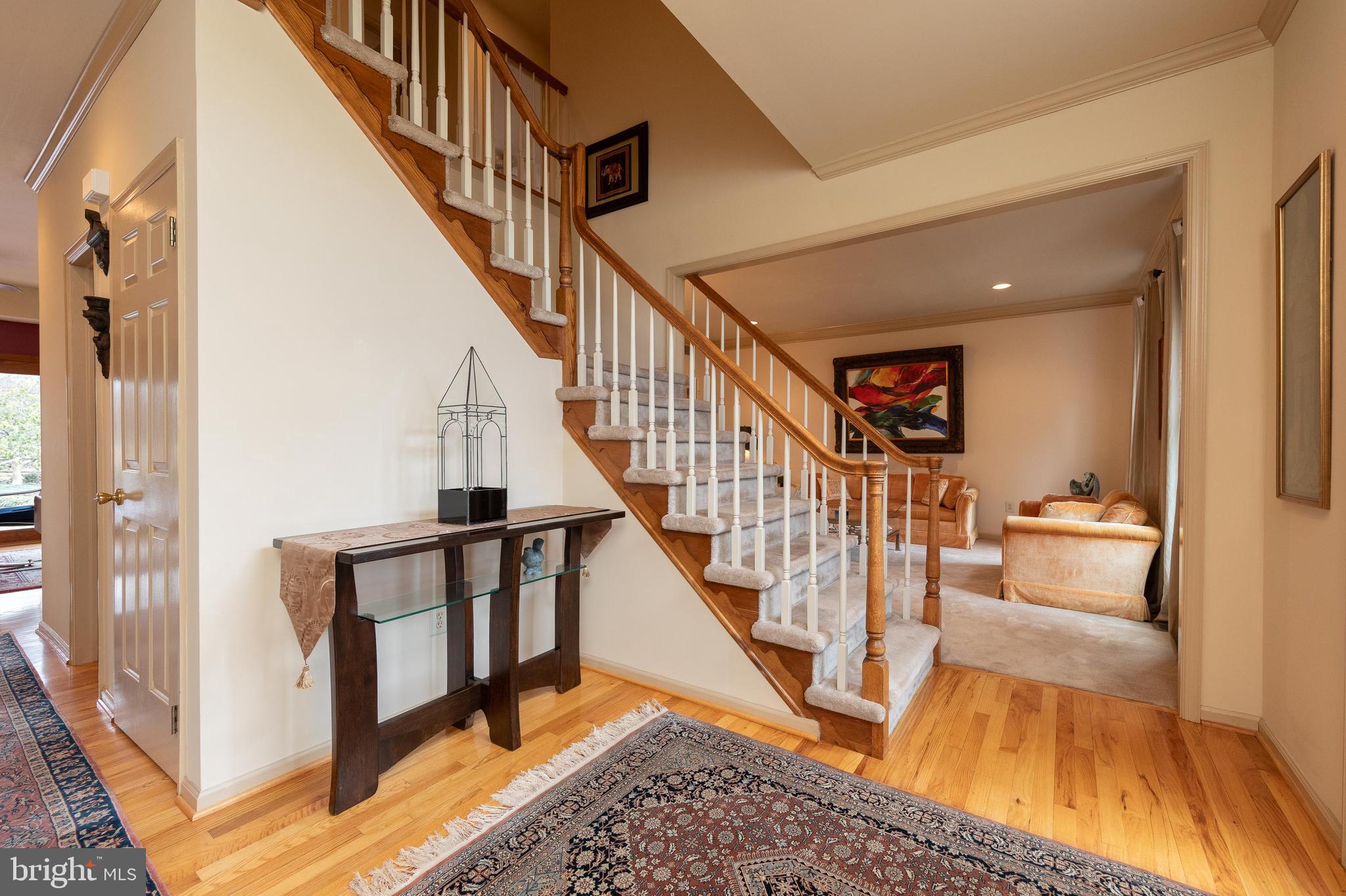 700 Whitney Dr