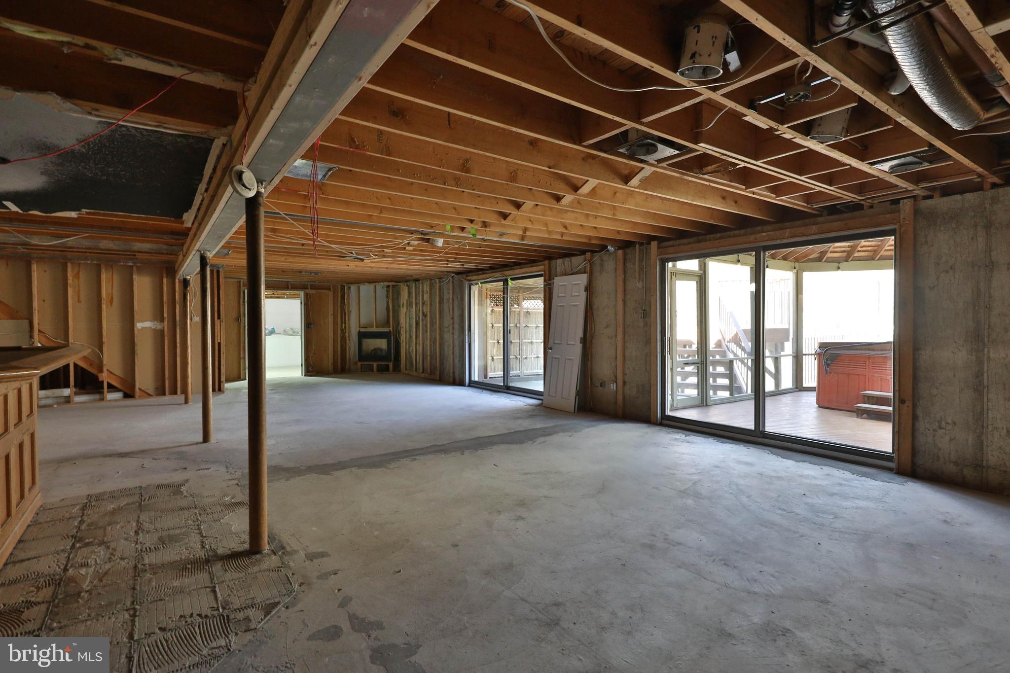 1503 Valley View Dr