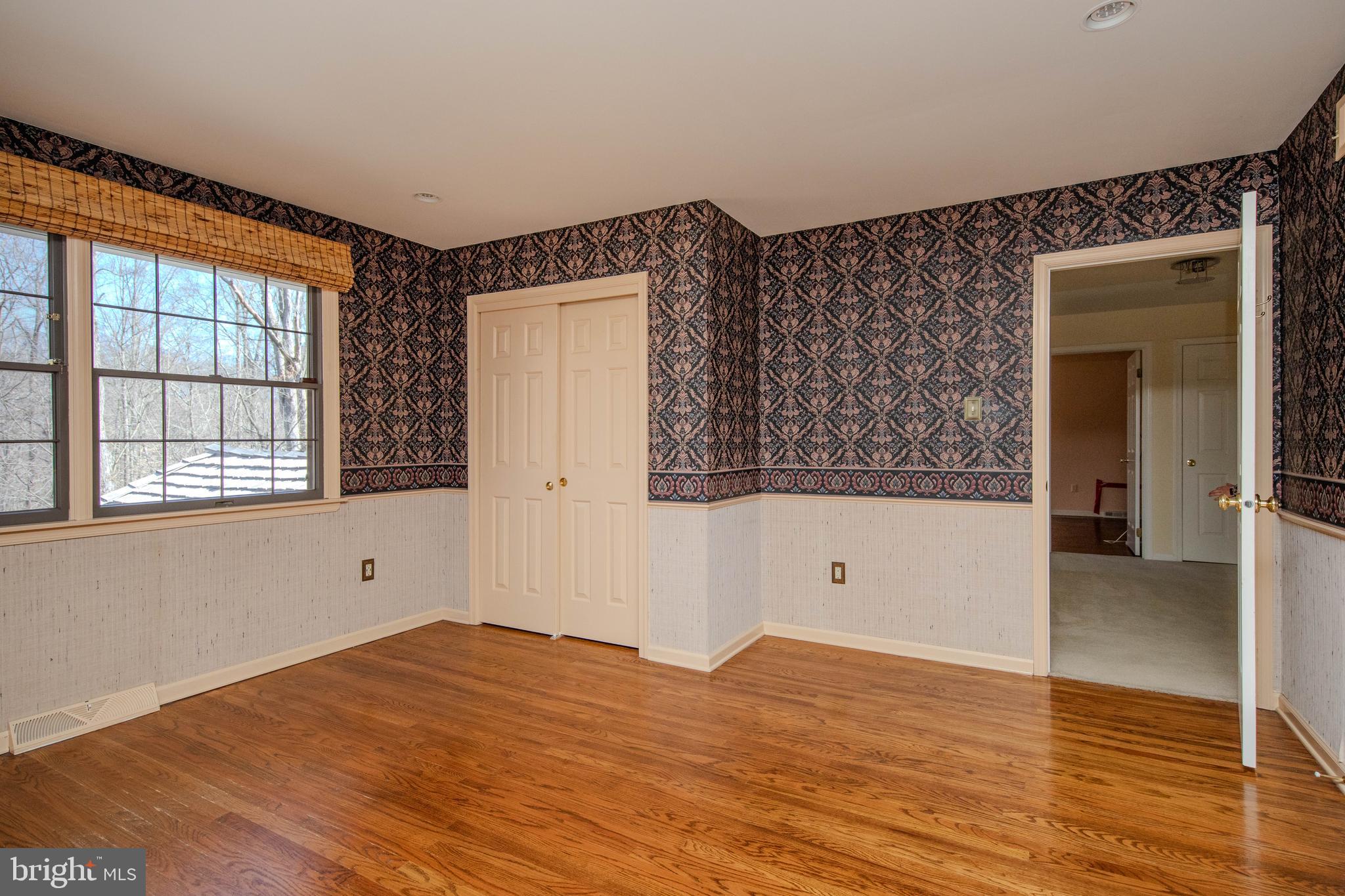 1503 Valley View Dr