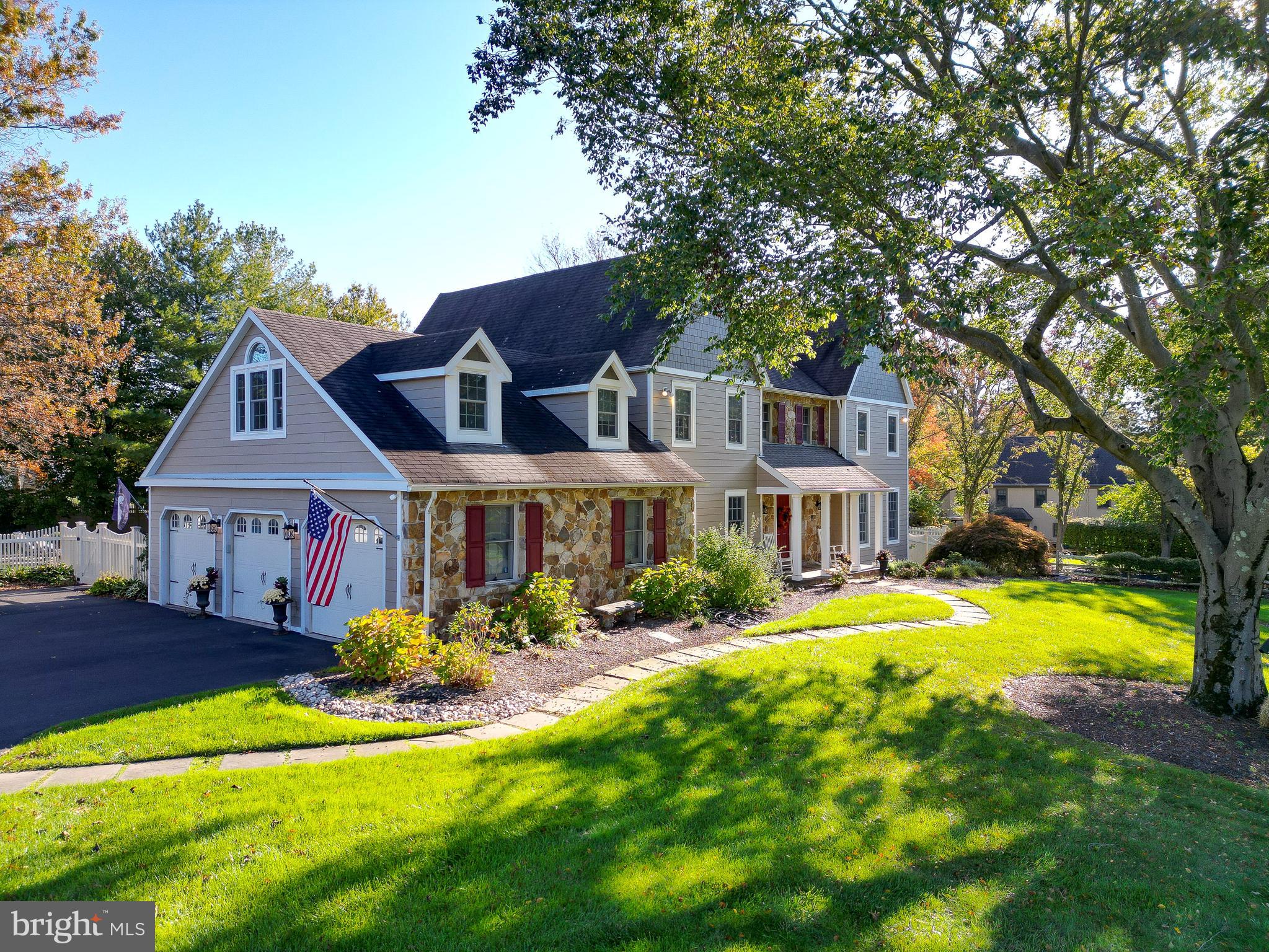 1213 Forest Hill Dr