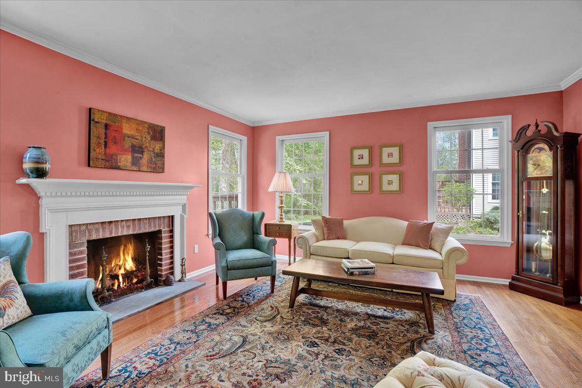 301 Bangor Ln