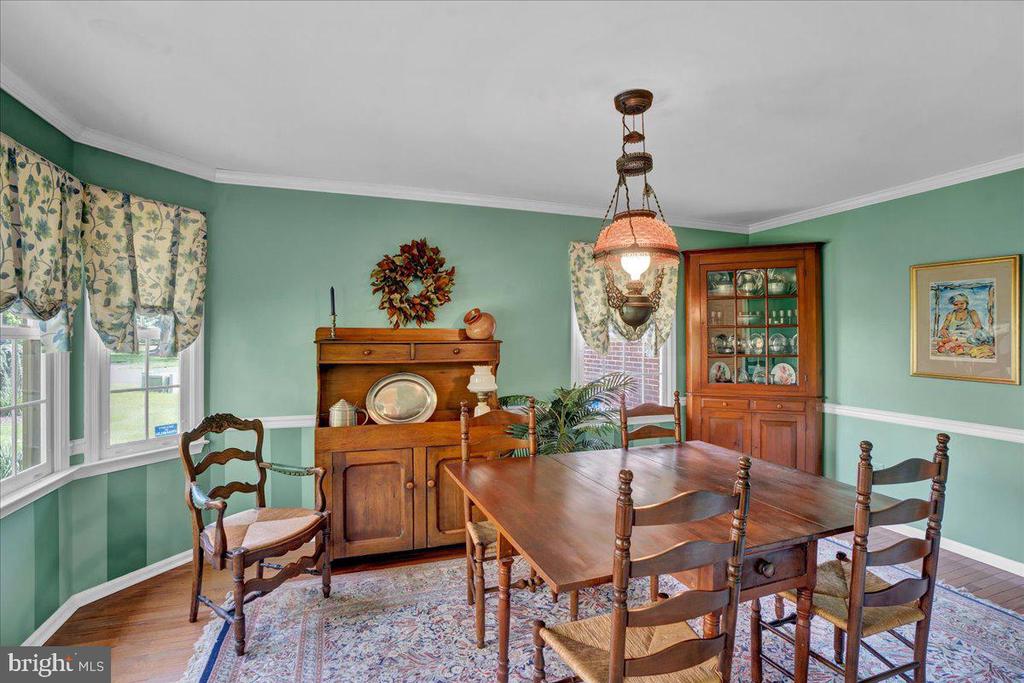 301 Bangor Ln