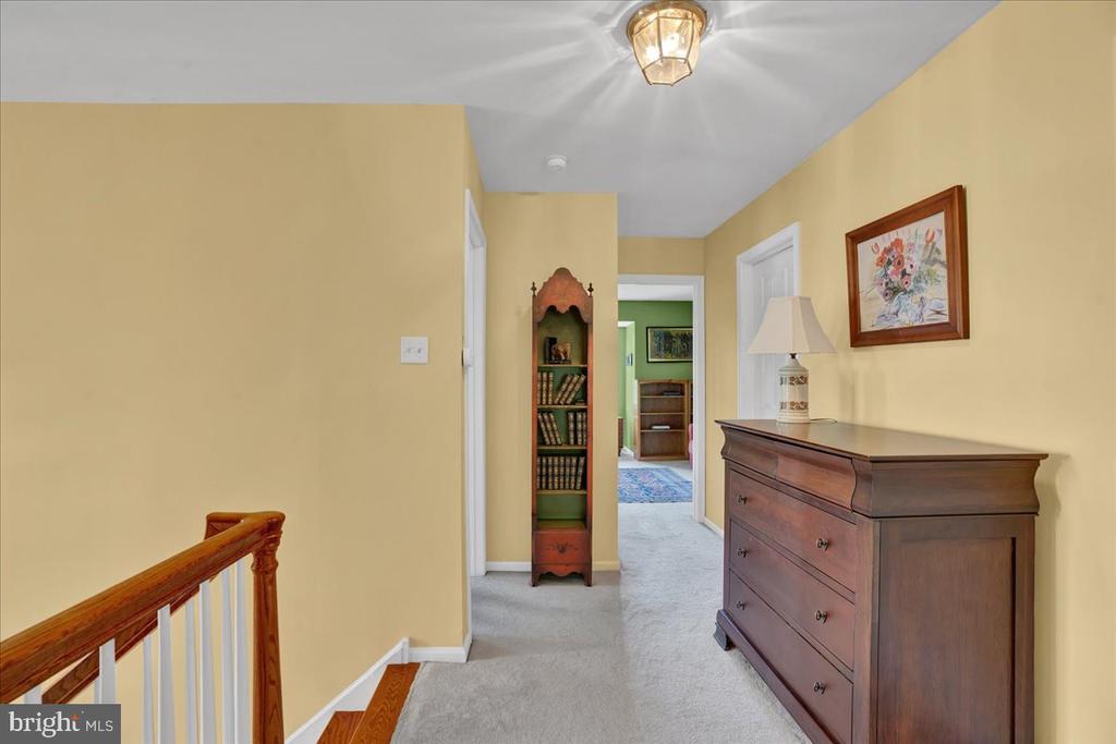 301 Bangor Ln
