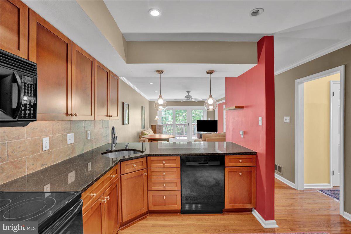 301 Bangor Ln
