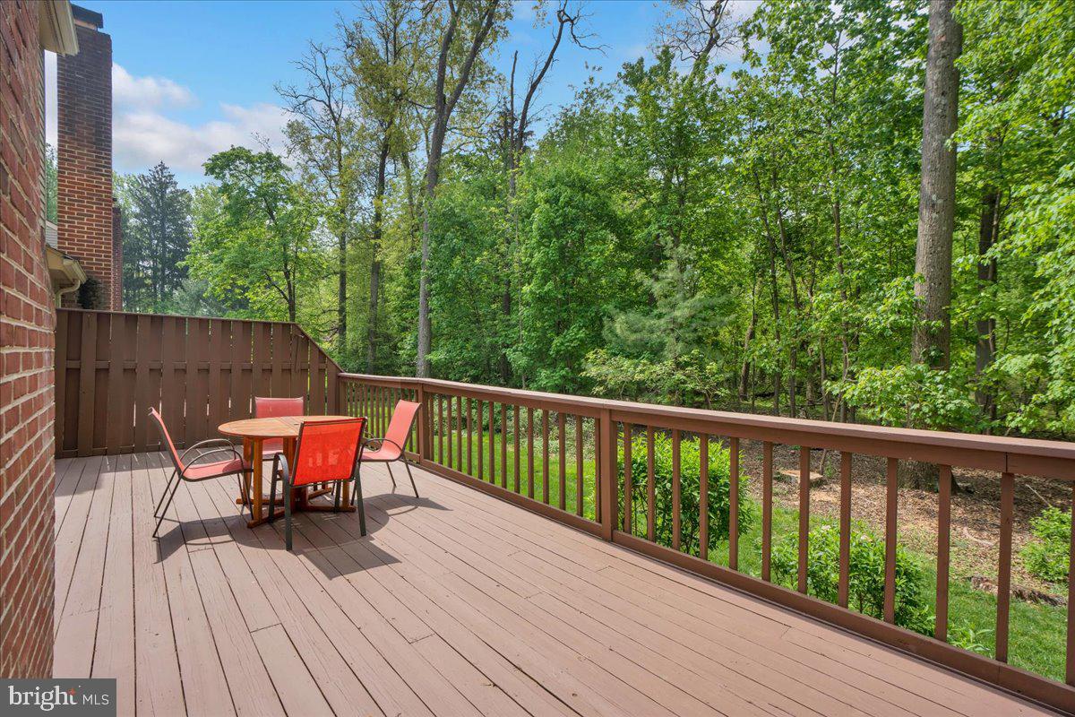 301 Bangor Ln