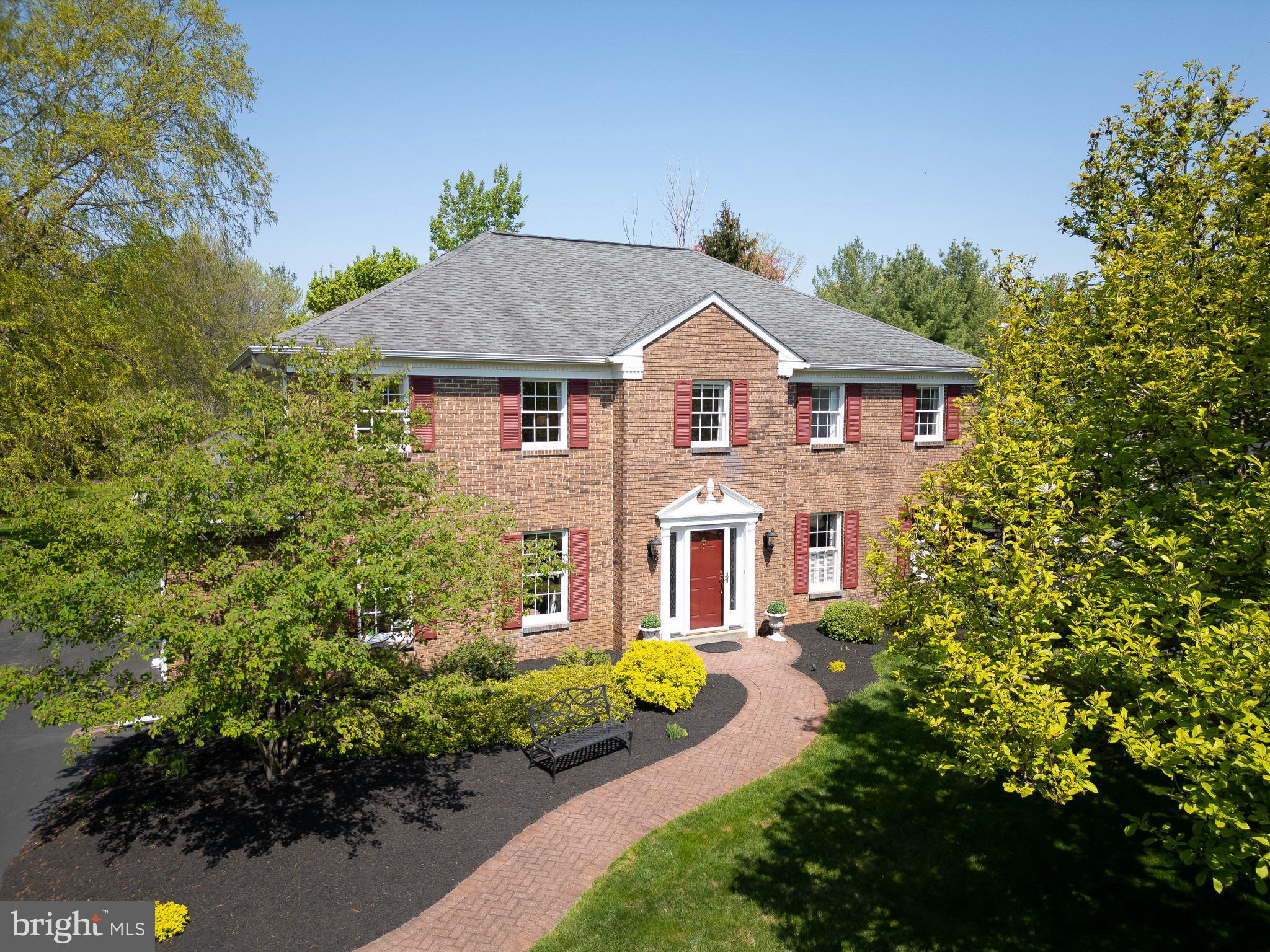 384 Gosling Dr