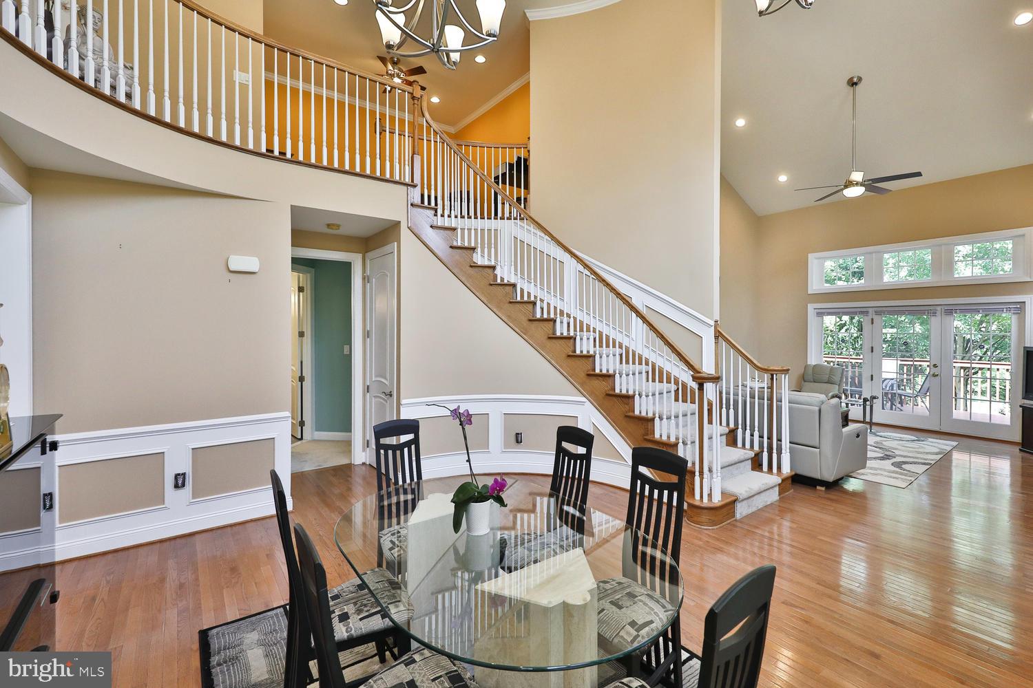 1260 Johnson Ln