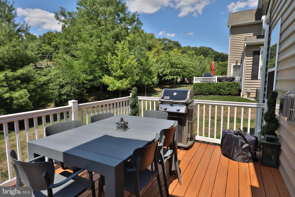33 Penn Manor Ct