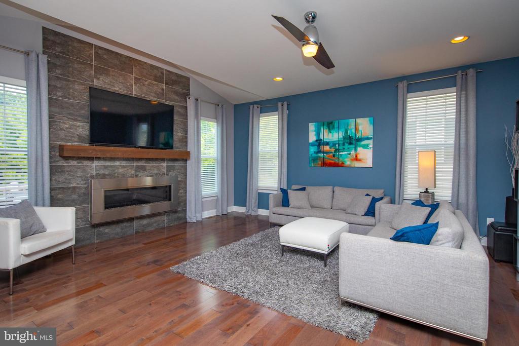 33 Penn Manor Ct