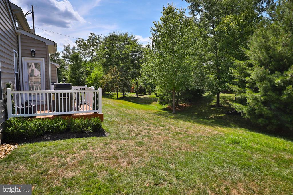 33 Penn Manor Ct
