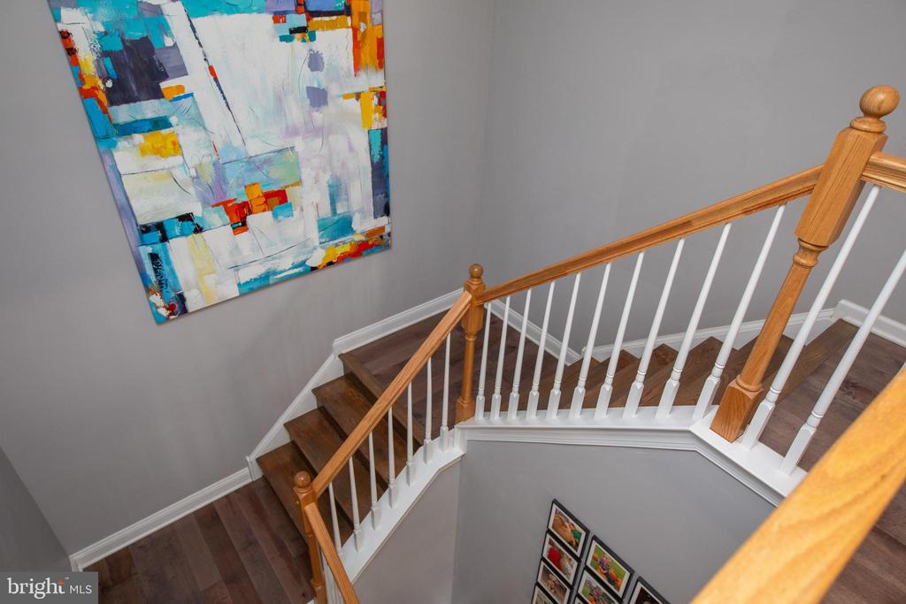 33 Penn Manor Ct