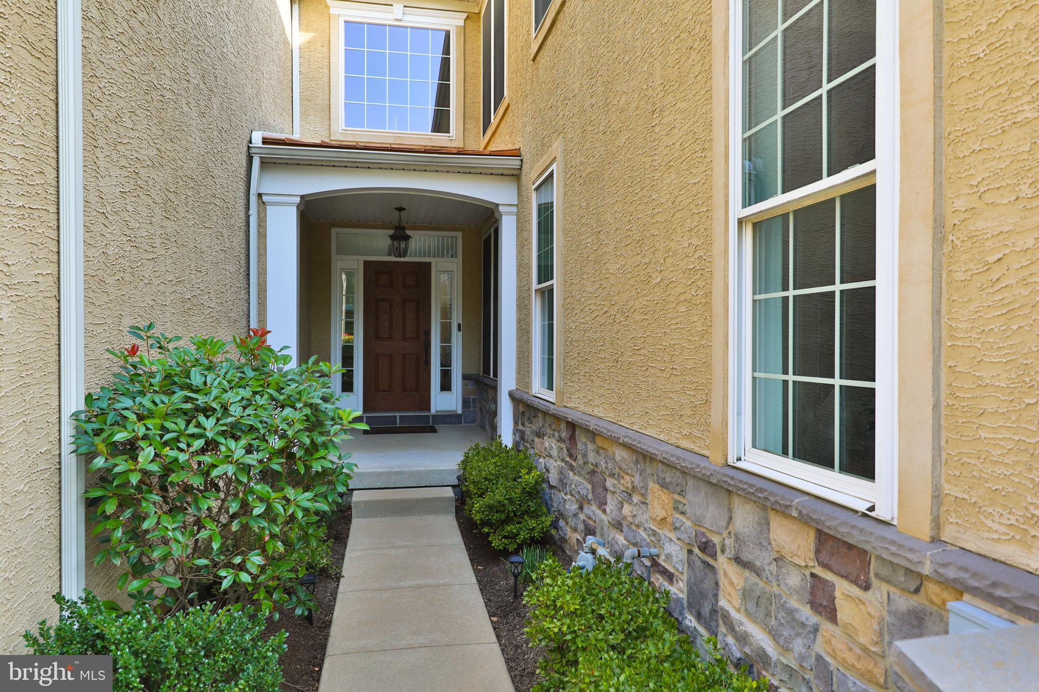 104 Carriage Ct