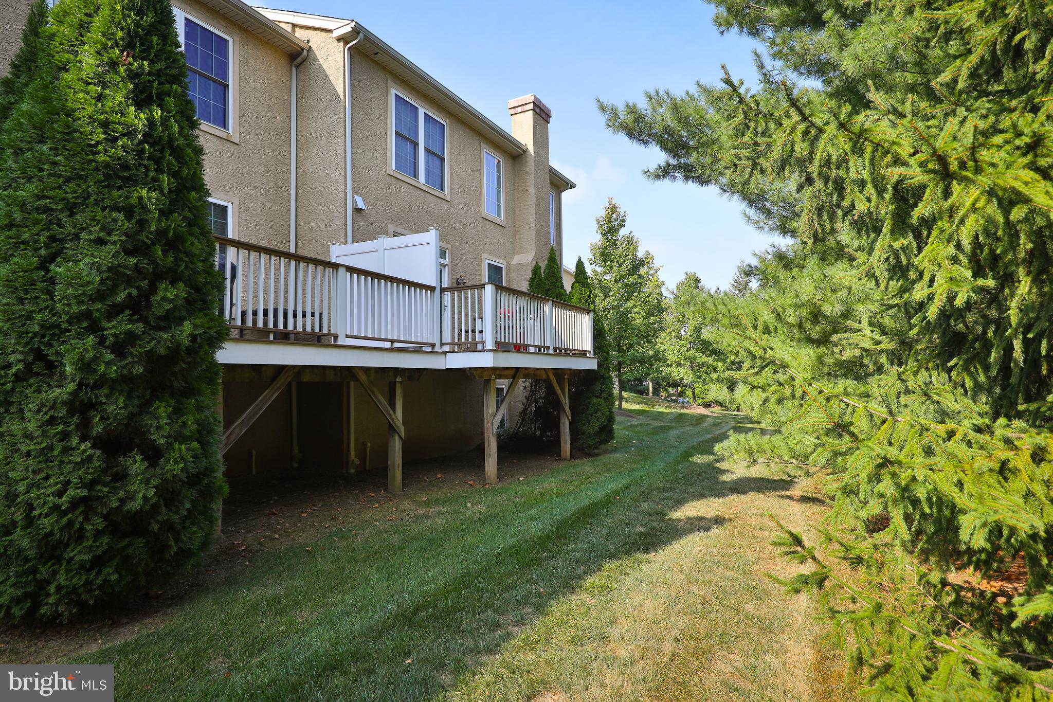 104 Carriage Ct