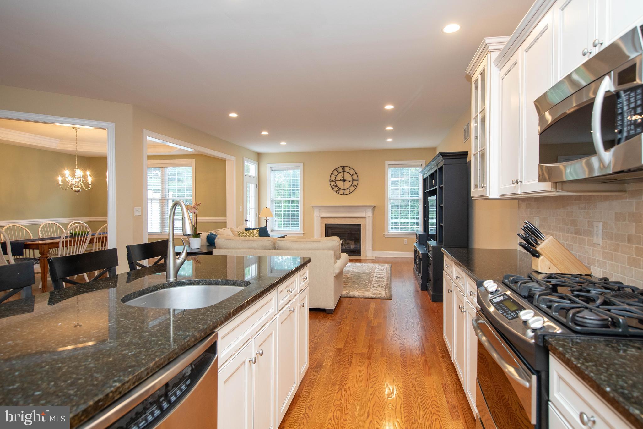 104 Carriage Ct