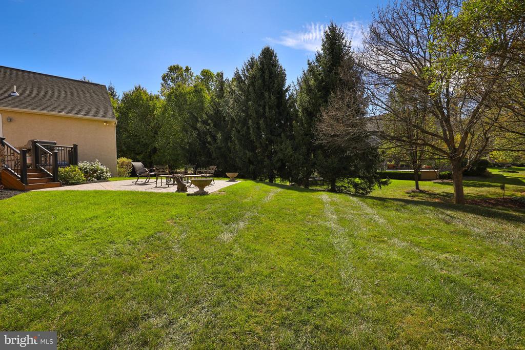 825 Stone House