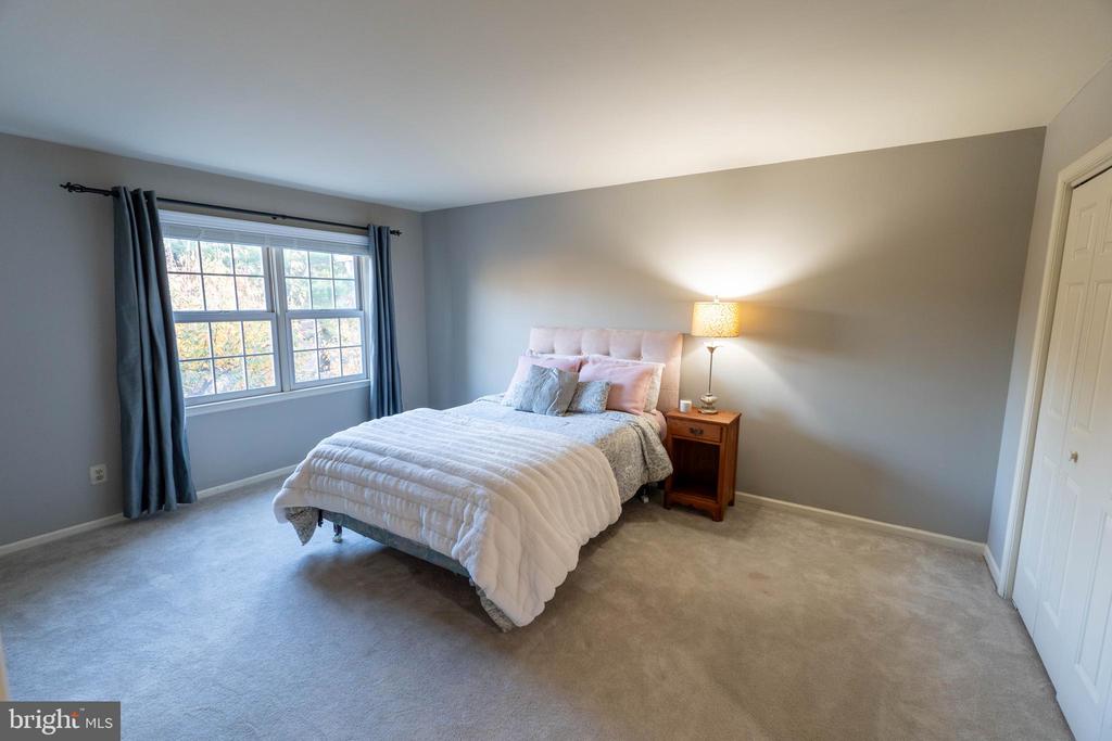 271 Almwich Pl