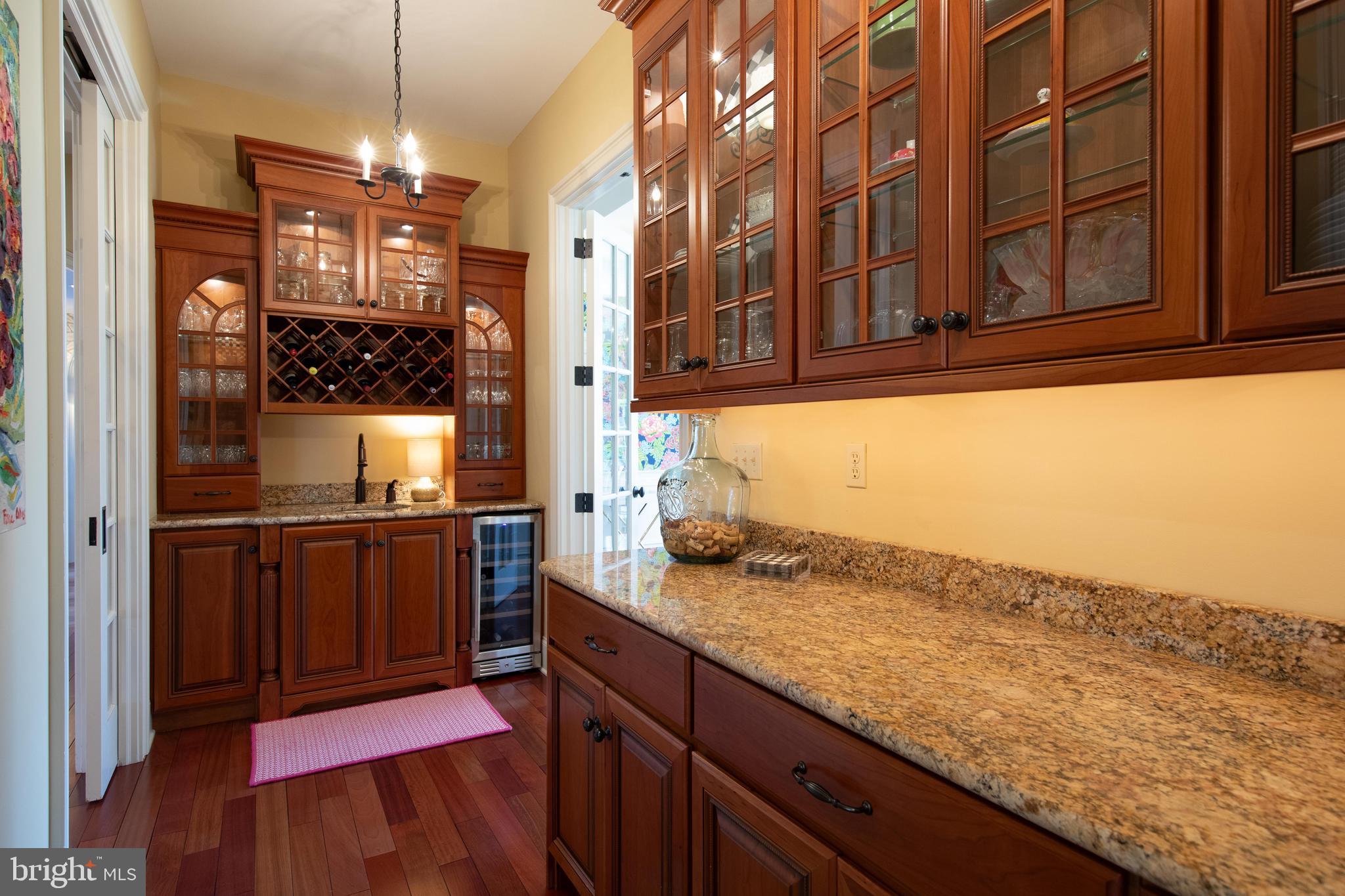 1733 School House Ln
