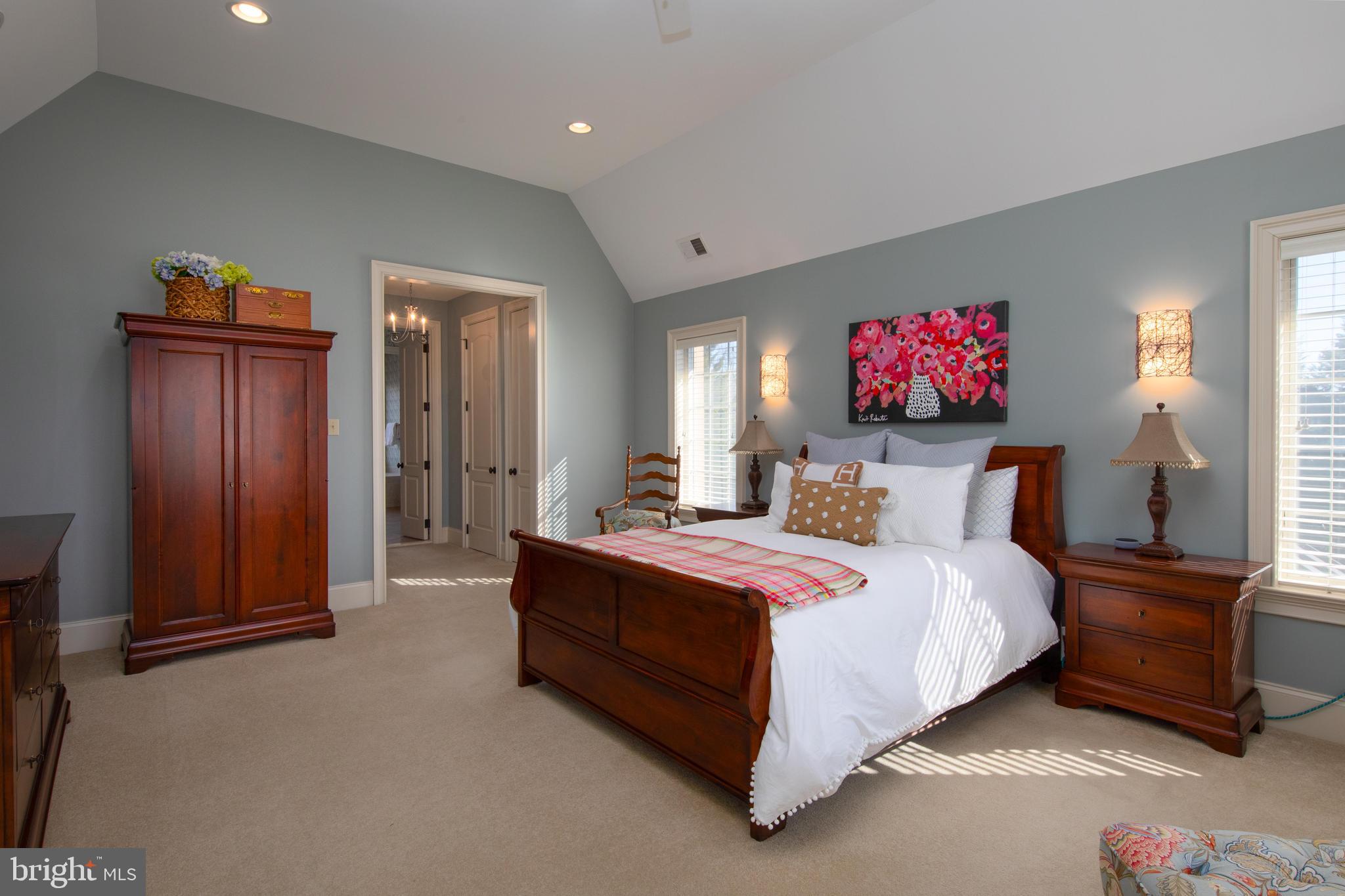 1733 School House Ln