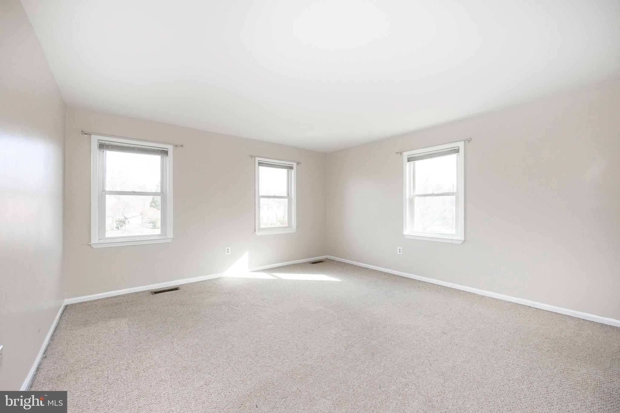 1334 Cernan Ln