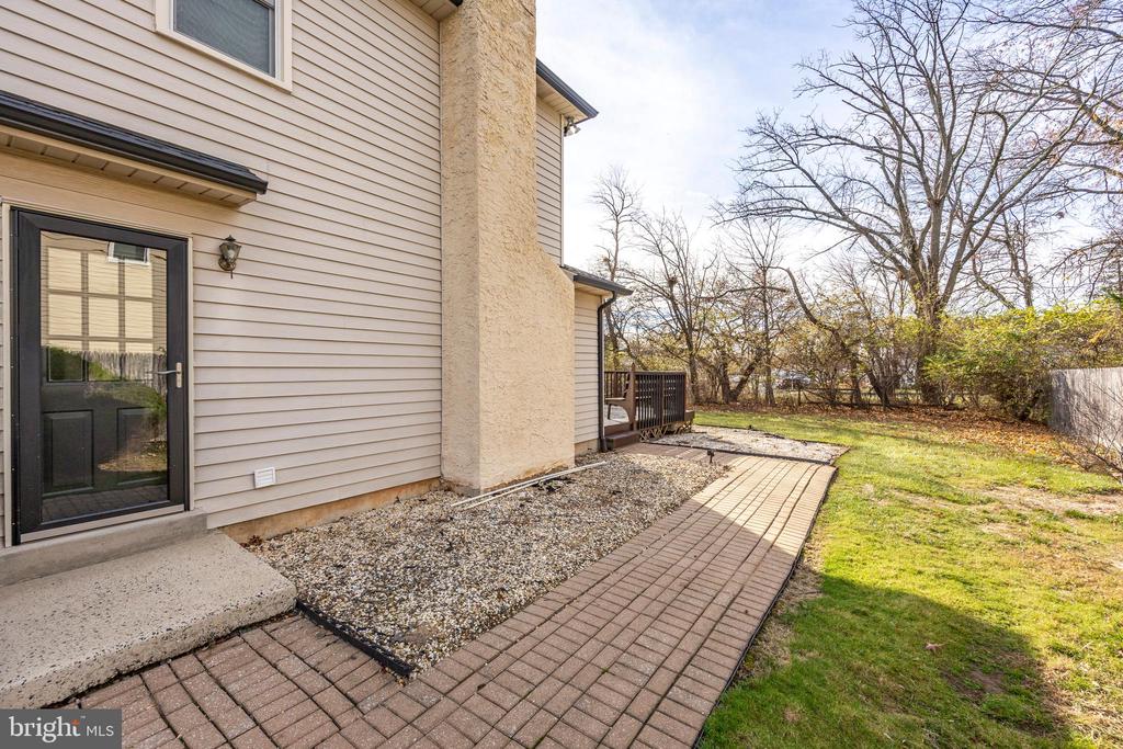 1334 Cernan Ln