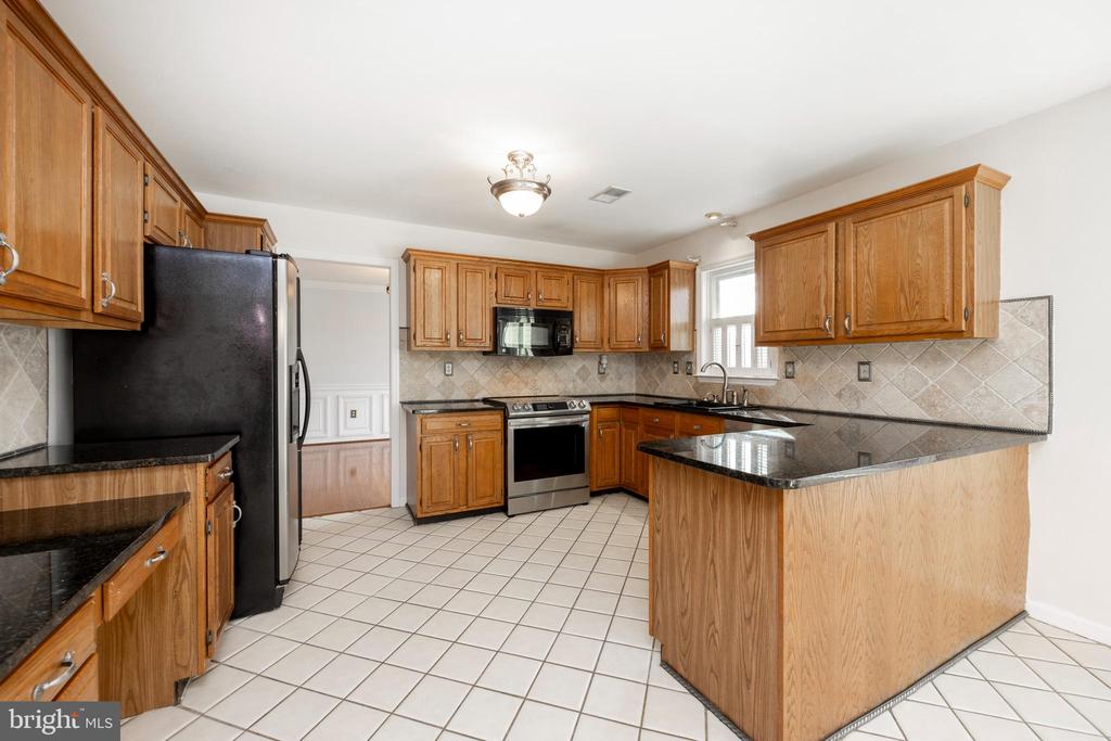 1334 Cernan Ln