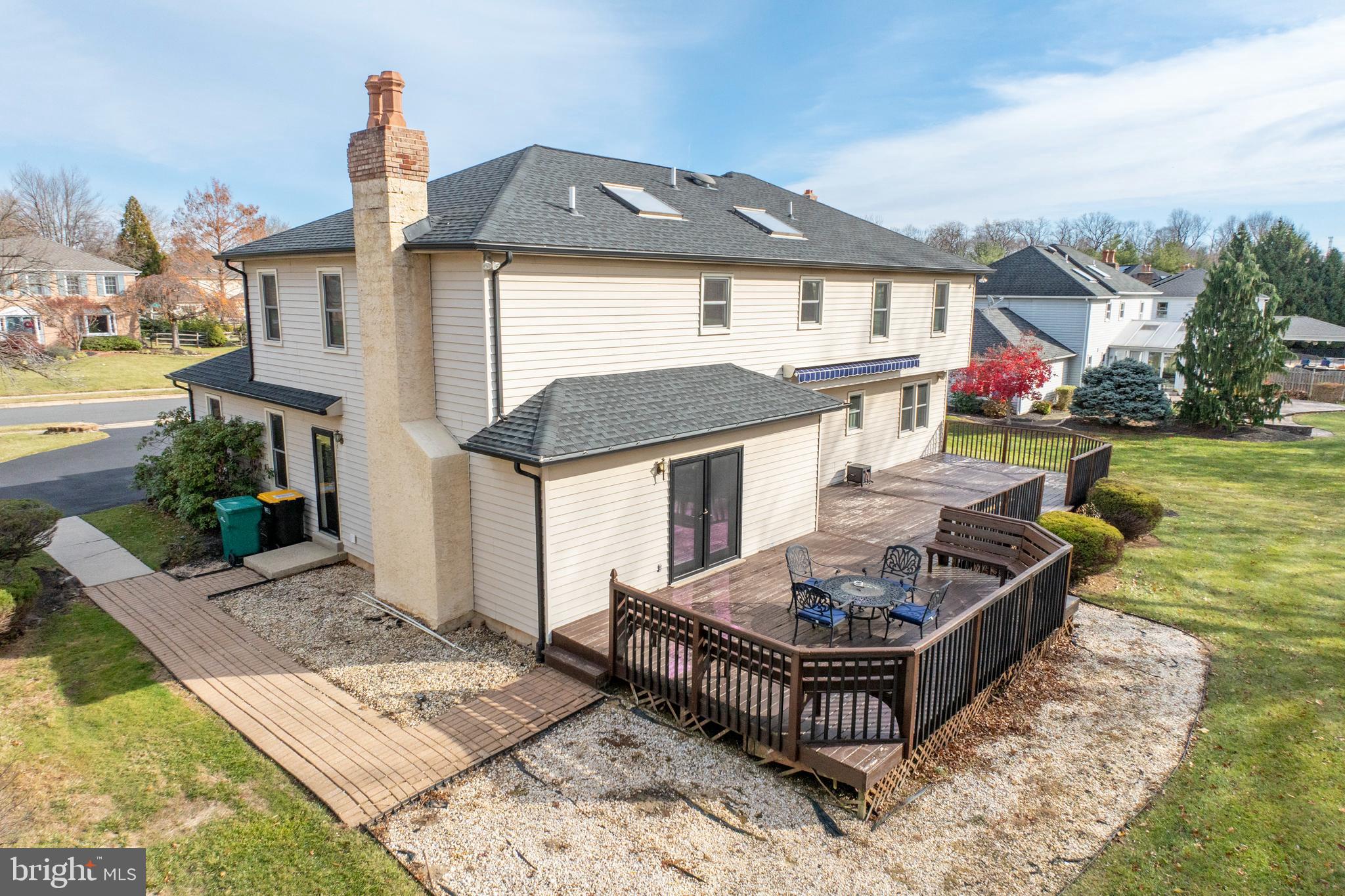 1334 Cernan Ln