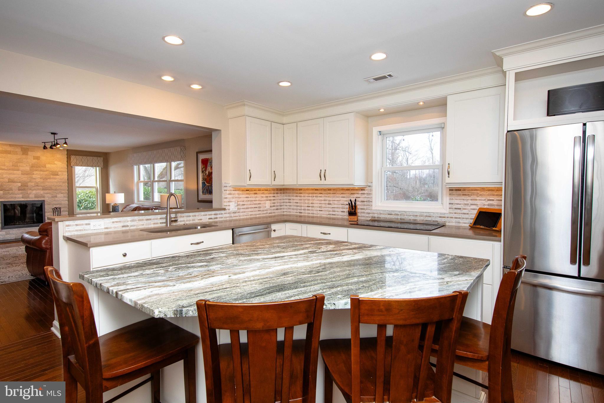 1318 E Meetinghouse Rd