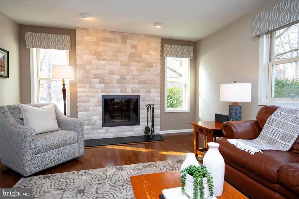 1318 E Meetinghouse Rd