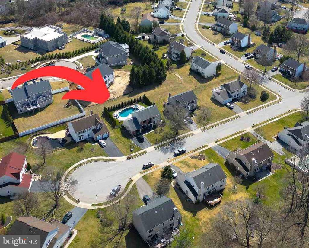 205 Scarlet Dr