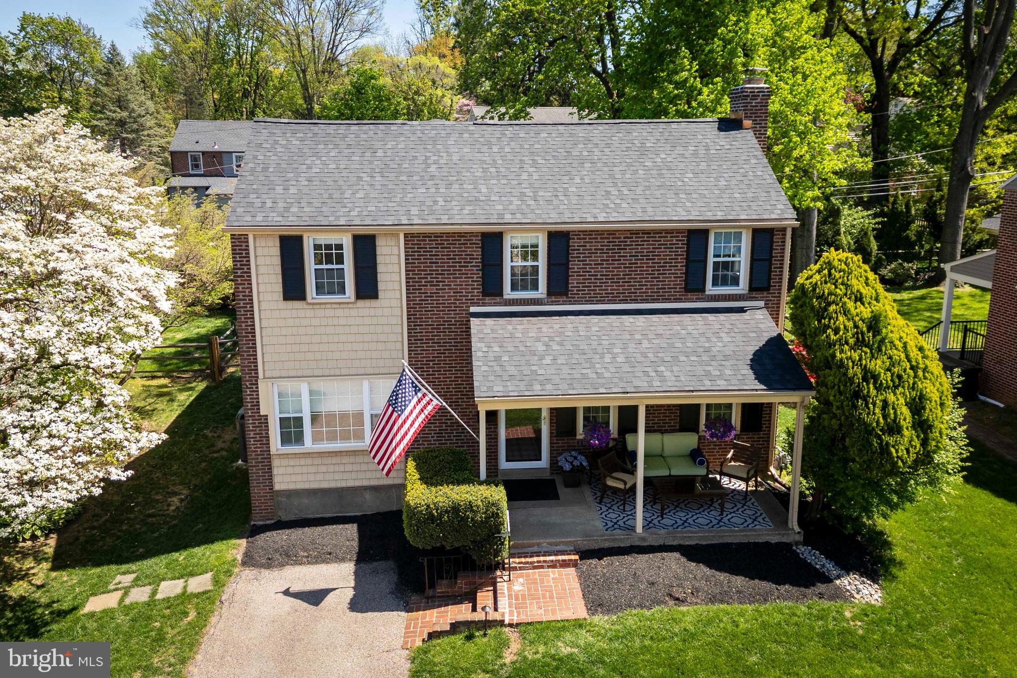 518 Enfield Rd