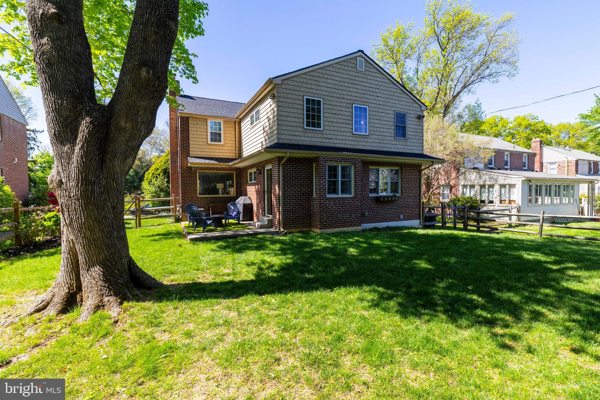 518 Enfield Rd