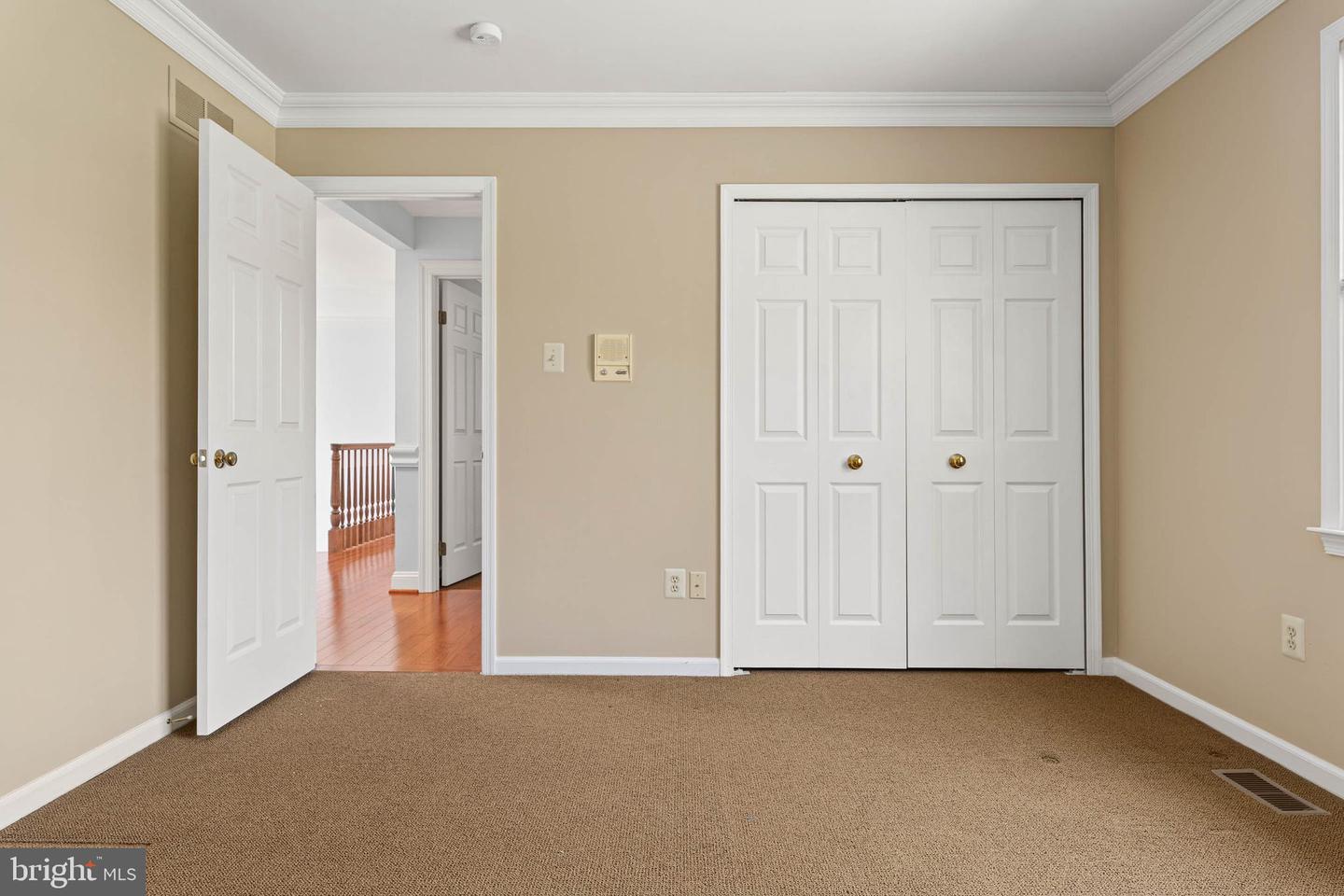 30 Foxfield Ct