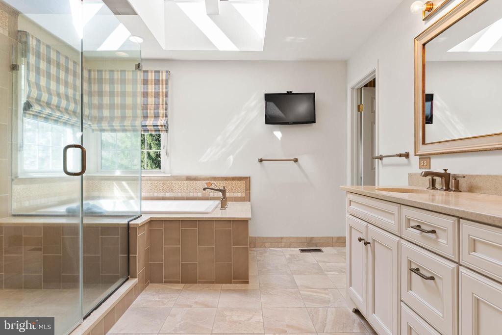 30 Foxfield Ct