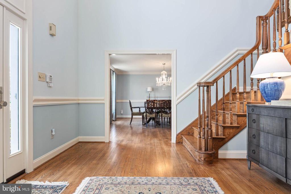 30 Foxfield Ct
