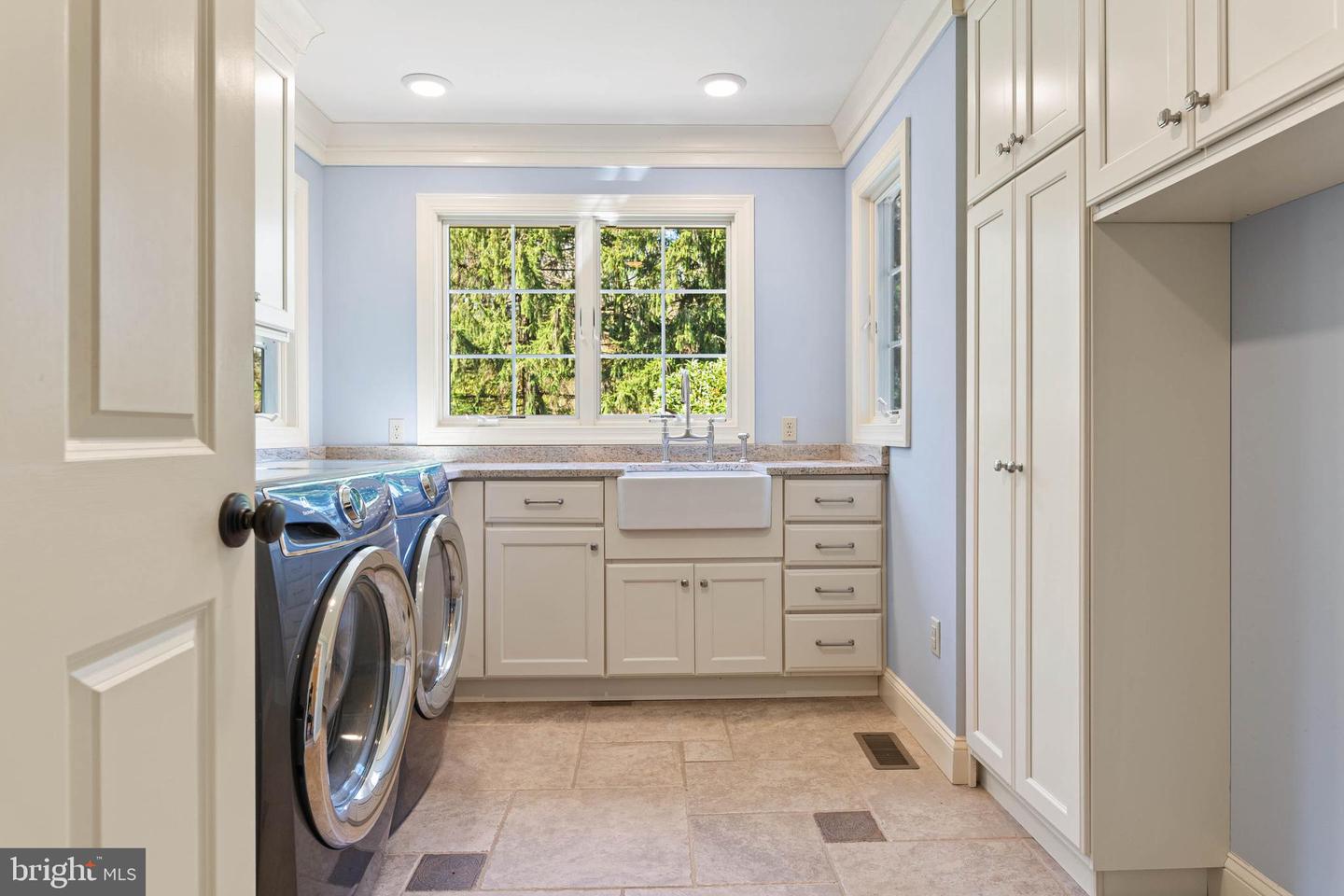 30 Foxfield Ct