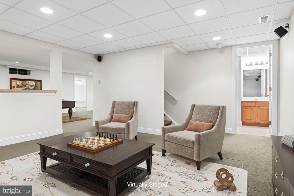 30 Foxfield Ct