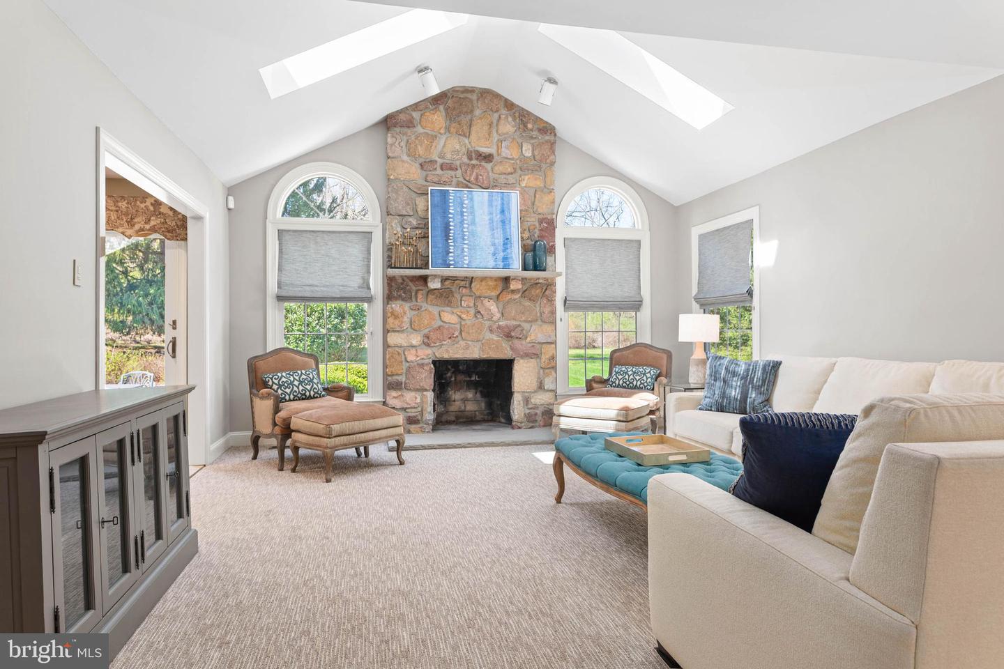 30 Foxfield Ct