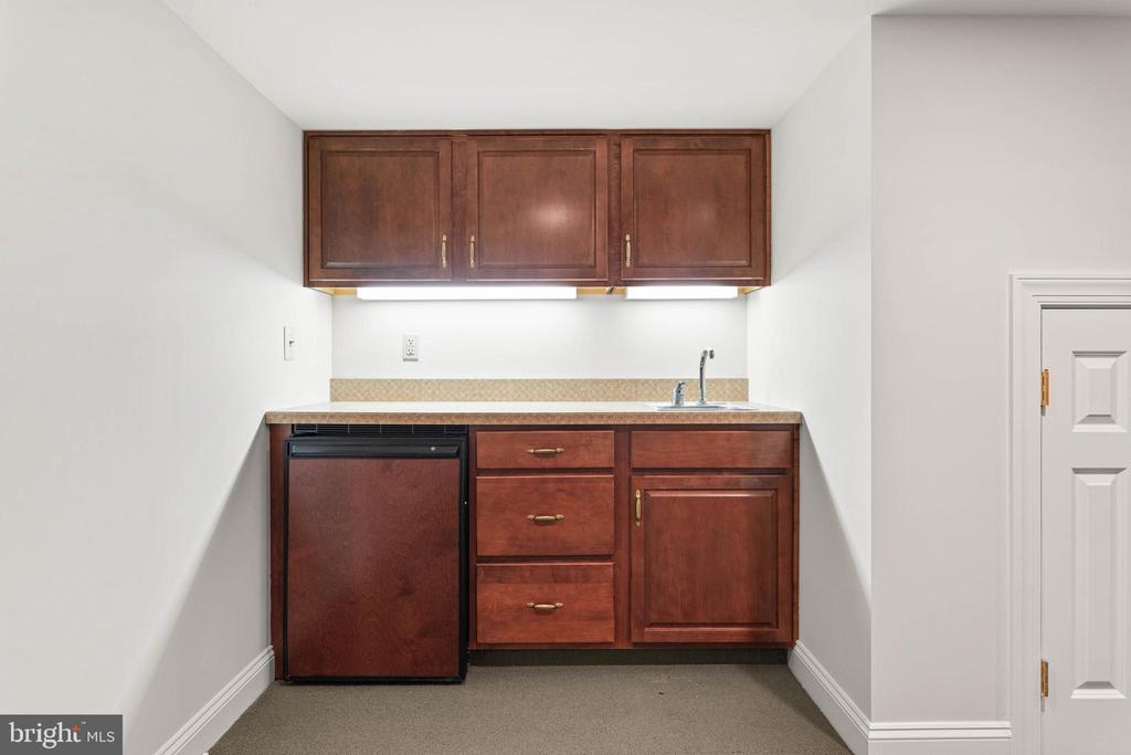 30 Foxfield Ct