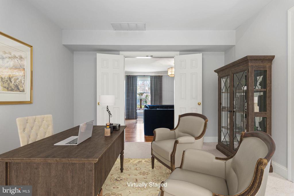 30 Foxfield Ct